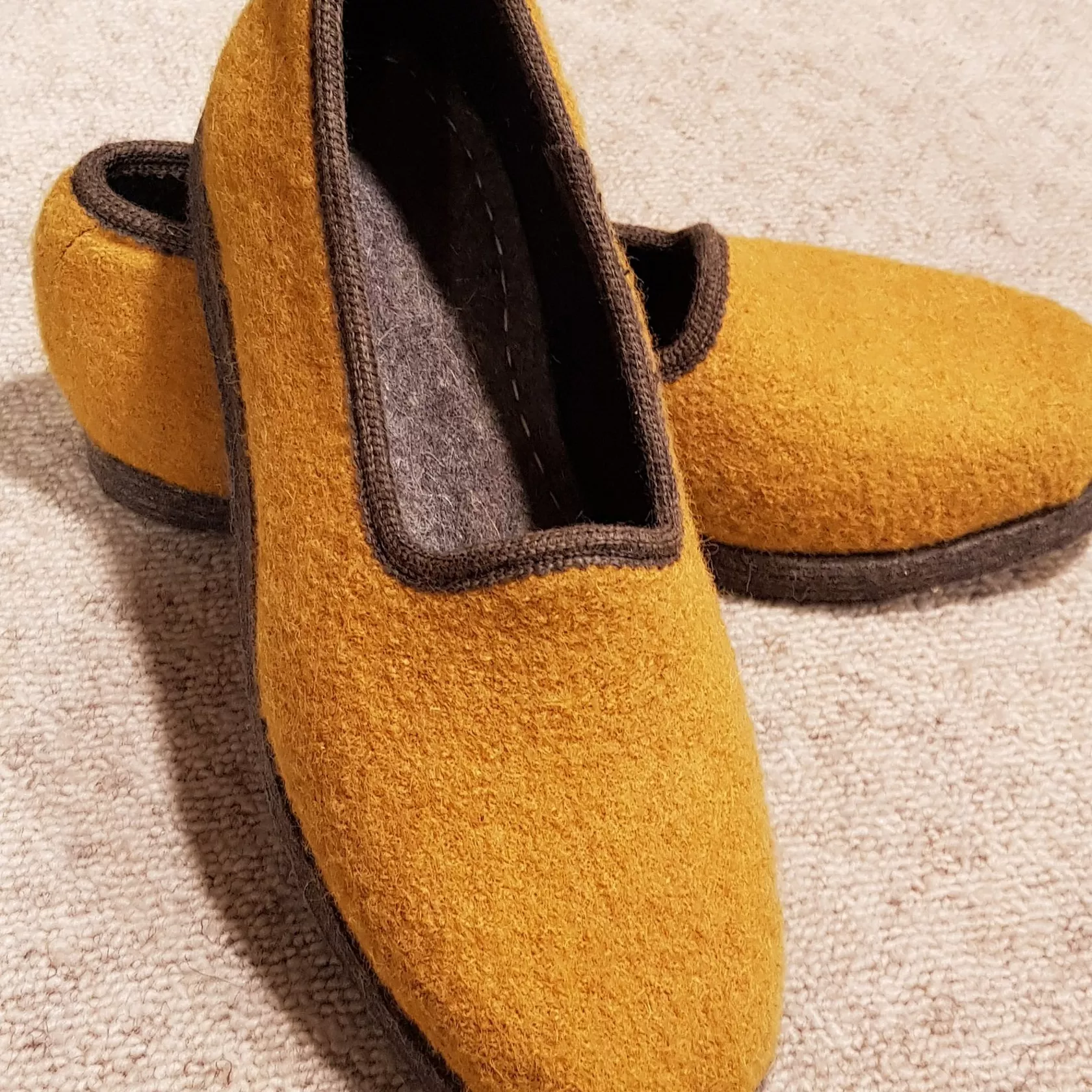 Hausschuhe - handgemachte Filzpotschn - Pantoffeln Damen - Toppar Hausschuhe - handgemachte Filzpotschn - Pantoffeln Damen - Toppar