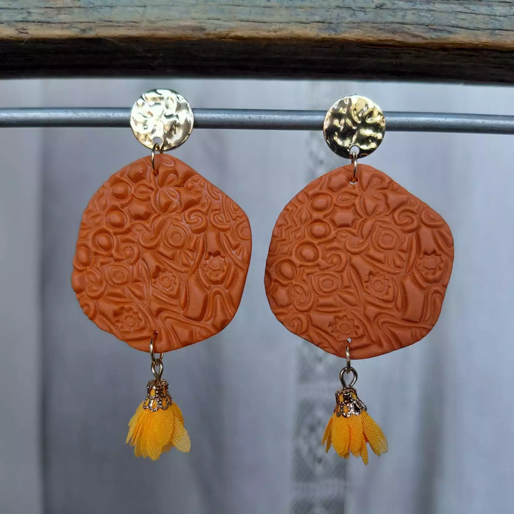 Ohrringe mit Blümchen orange Ohrringe mit Blümchen orange