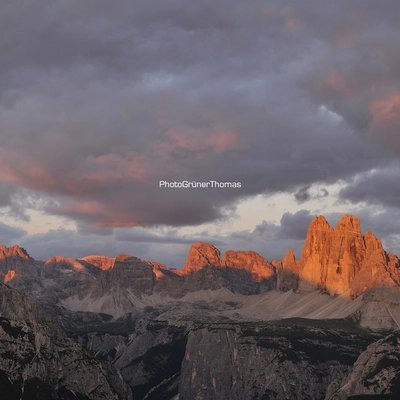 Brennende Dolomiten mit den DREI ZINNEN Brennende Dolomiten mit den DREI ZINNEN