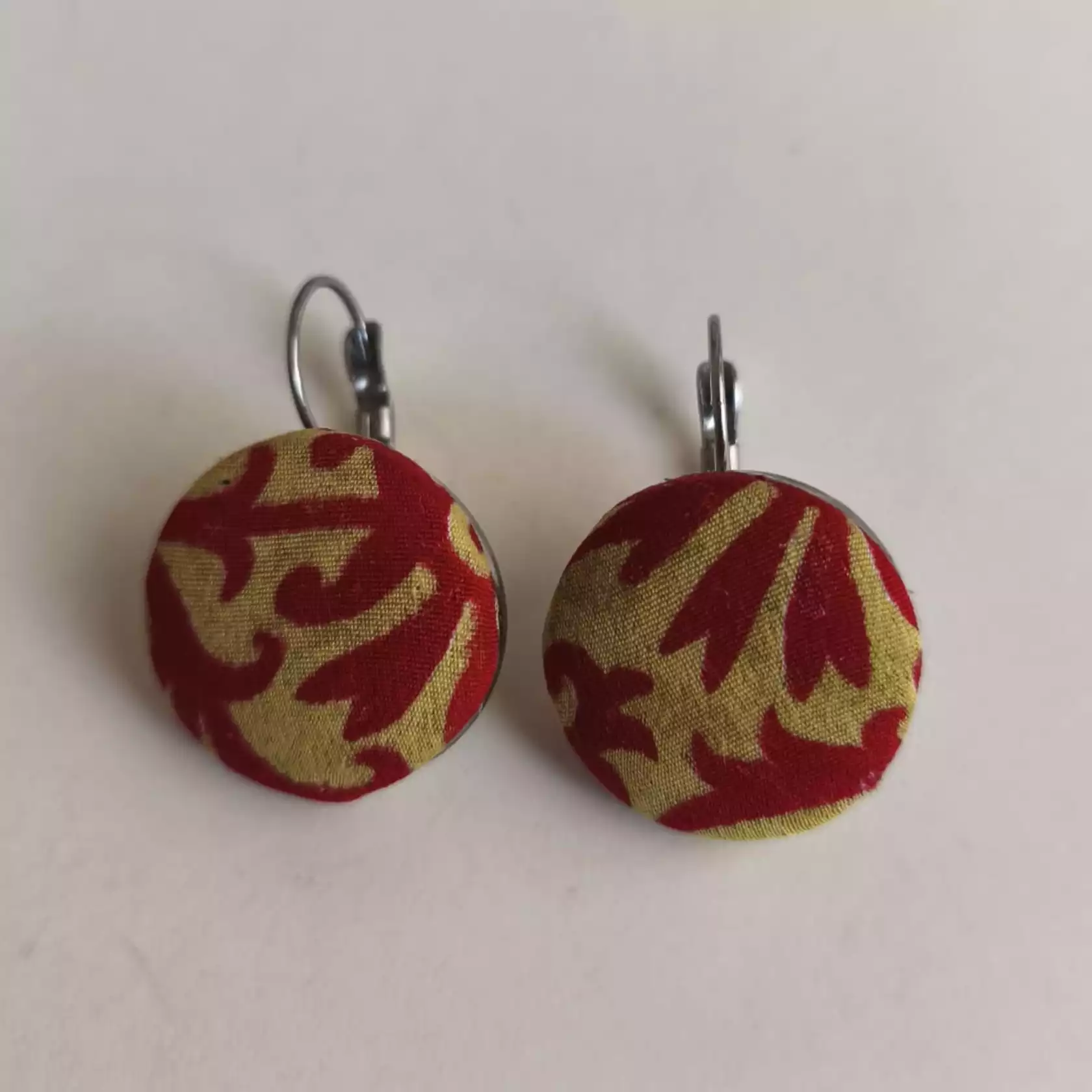 Cabochon Sari Red Cabochon Sari Red