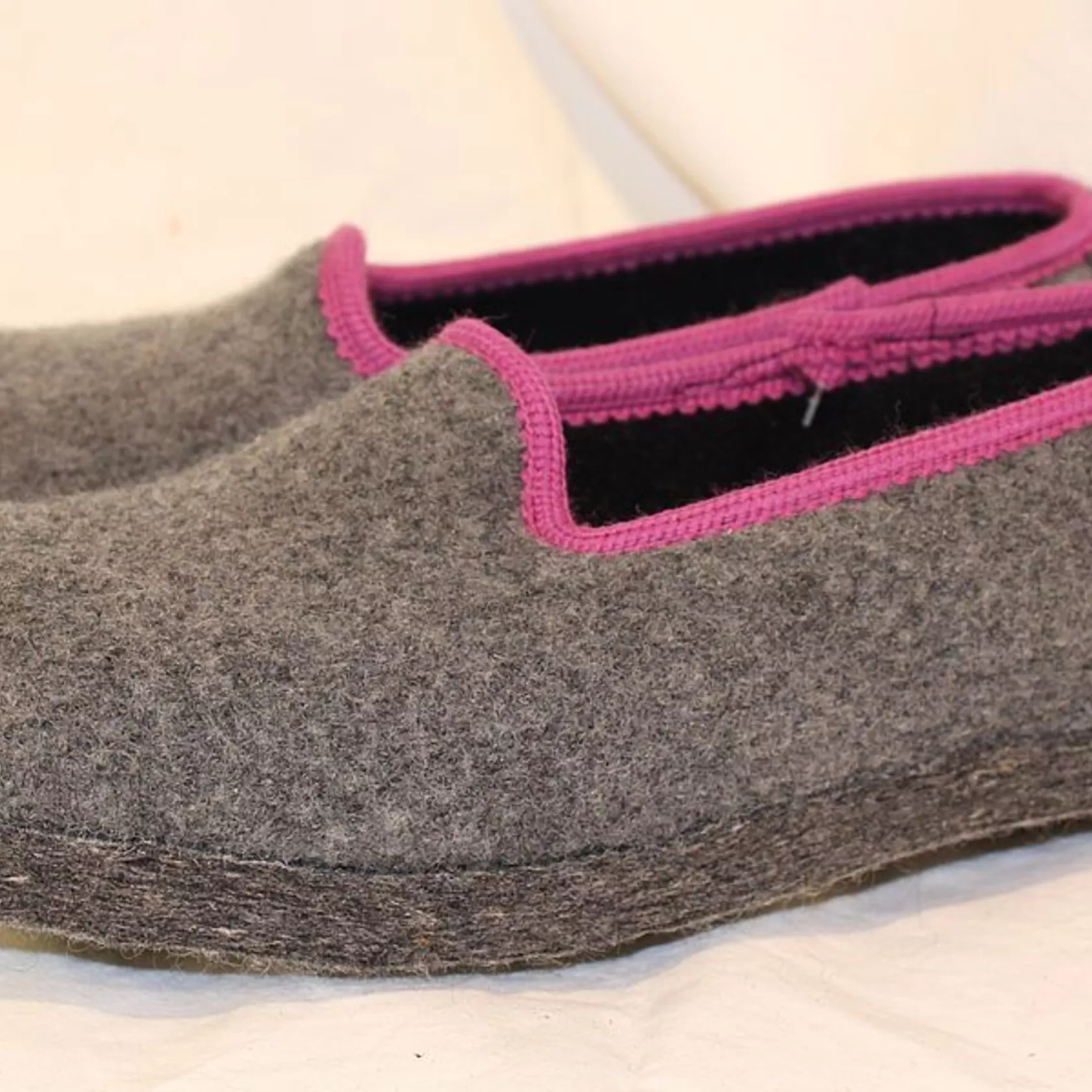 Hausschuhe - handgemachte Filzpotschn - Pantoffeln Damen - Toppar Hausschuhe - handgemachte Filzpotschn - Pantoffeln Damen - Toppar