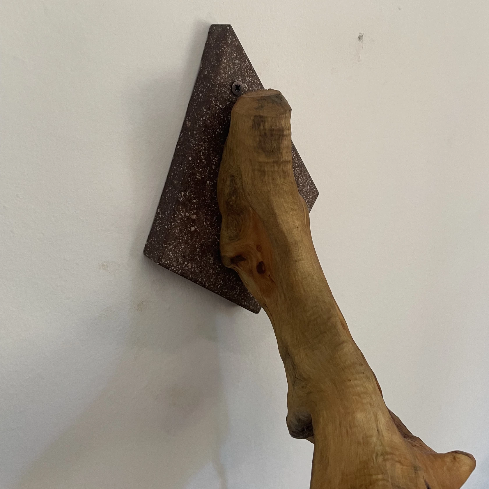 Handgefertigte Naturholz-Wandlampe | Echtes Südtiroler Unikat