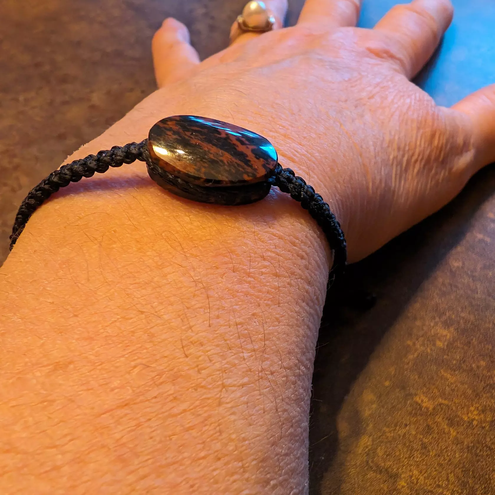 Heilstein-Armband mit braunem Obsidian