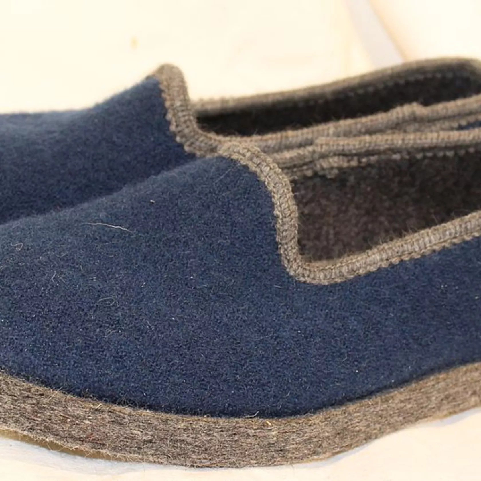 Hausschuhe - handgemachte Filzpotschn - Pantoffeln Damen - Toppar Hausschuhe - handgemachte Filzpotschn - Pantoffeln Damen - Toppar