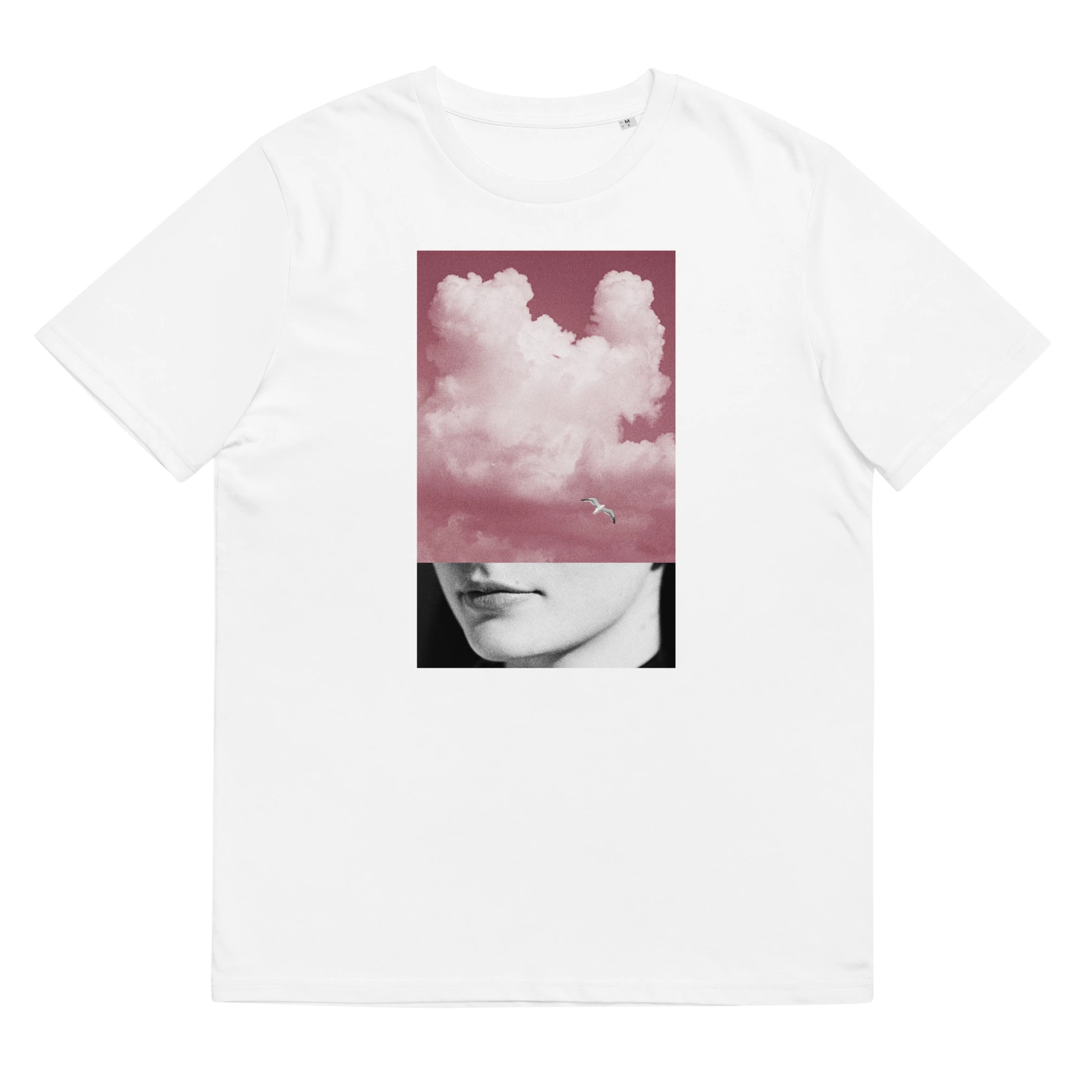 Biobaumwoll T- shirt mit Fotocollage "PINK CLOUD" Biobaumwoll T- shirt mit Fotocollage "PINK CLOUD"