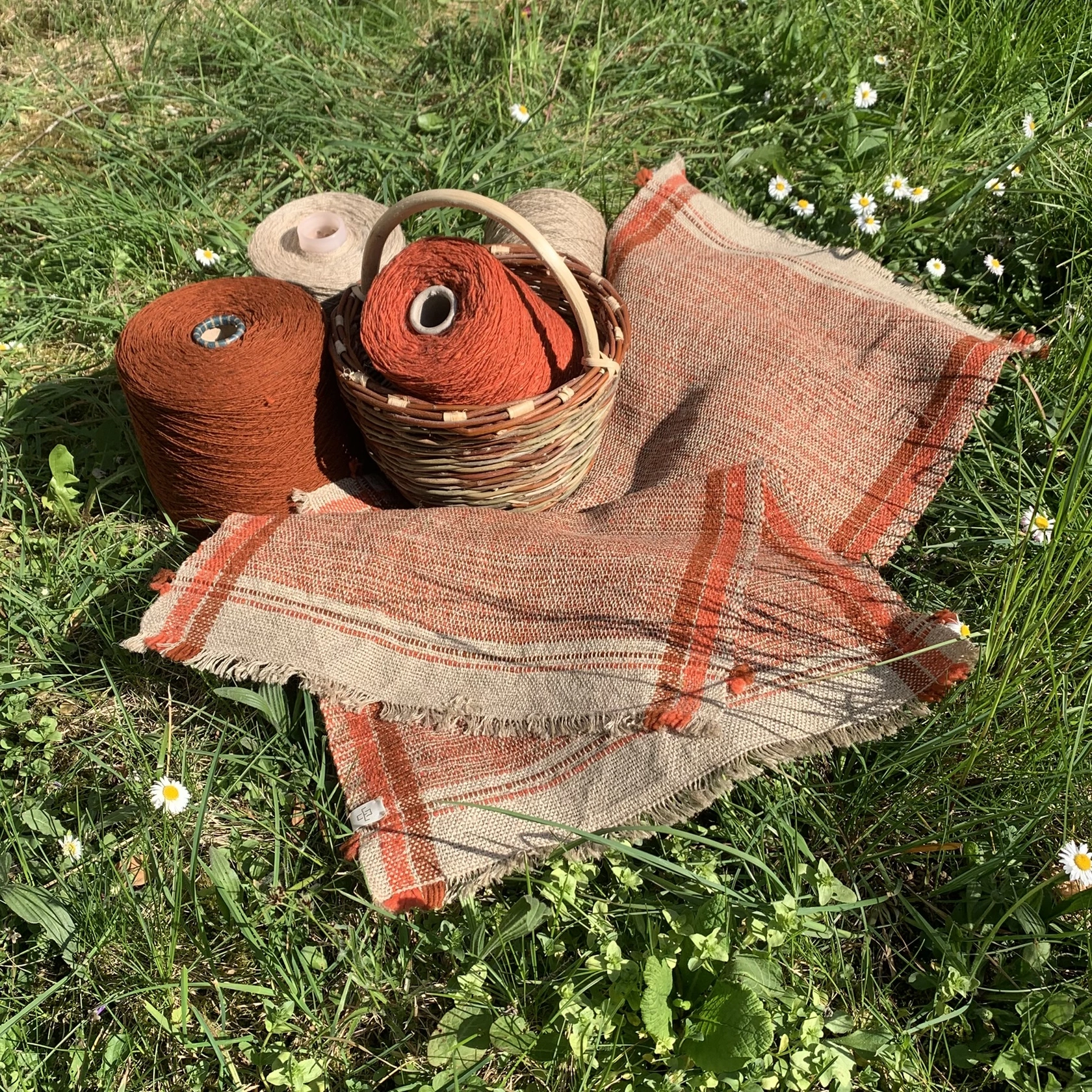 Tischsets aus Hanf und Wolle Tischsets aus Hanf und Wolle