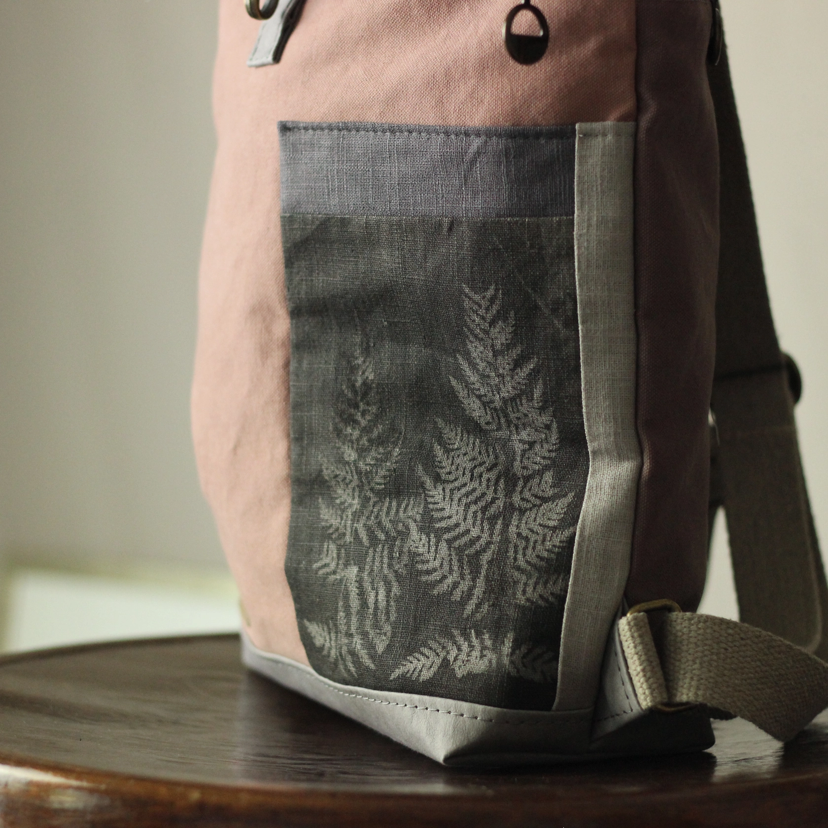 Rolltop Rucksack ROGER Sonnendruck Farn
