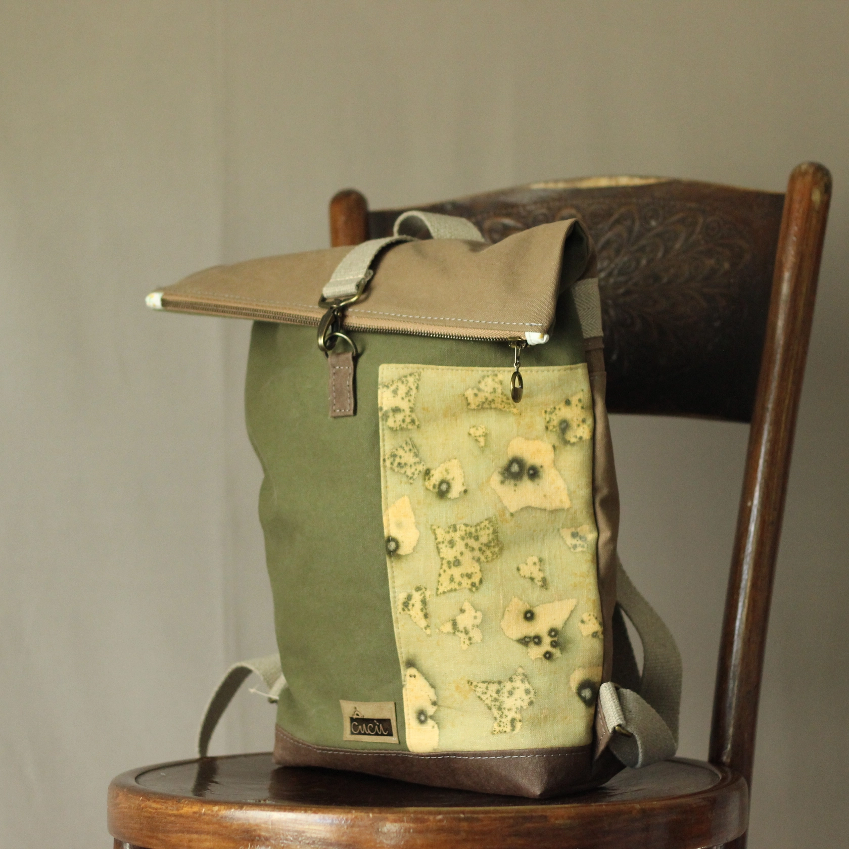 Rolltop Rucksack ROGER ecoprint Efeublätter Rolltop Rucksack ROGER ecoprint Efeublätter