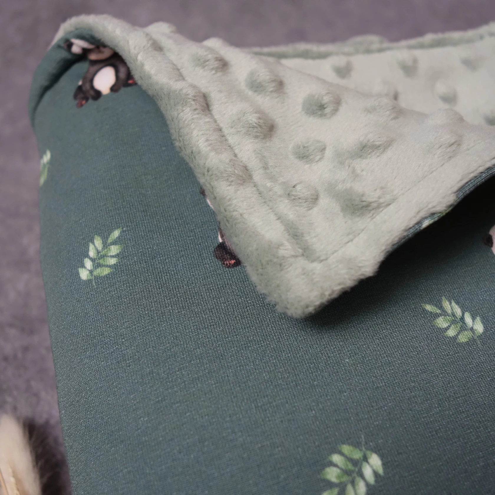Kuscheldecke Pandabär/Salbei hell Kuscheldecke Pandabär/Salbei hell