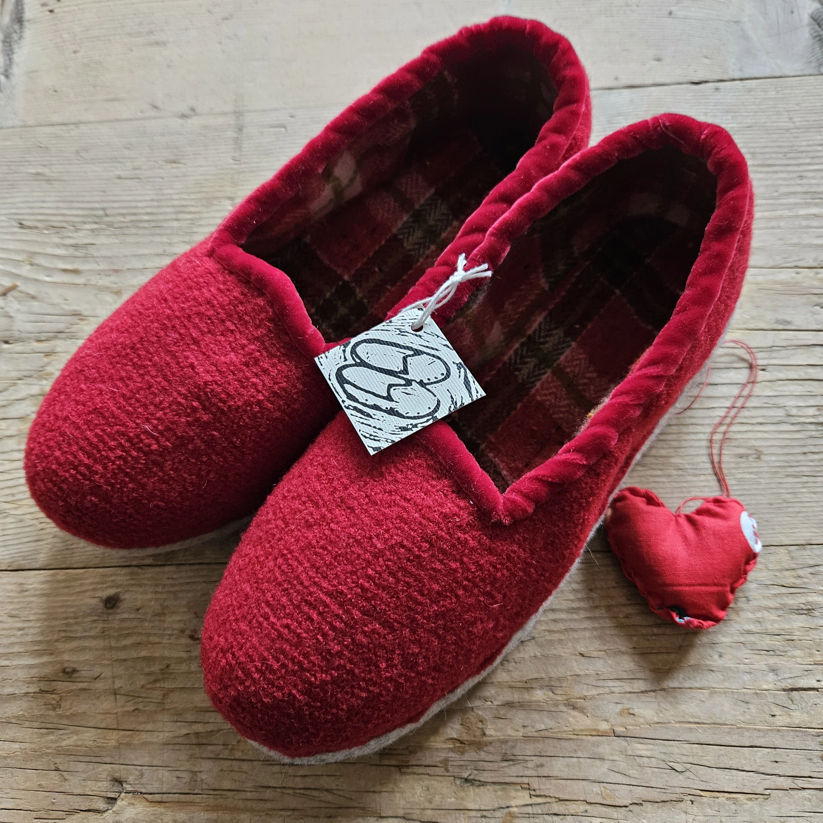 Sarnertoppar  rosso, nastro rosso Nr.38