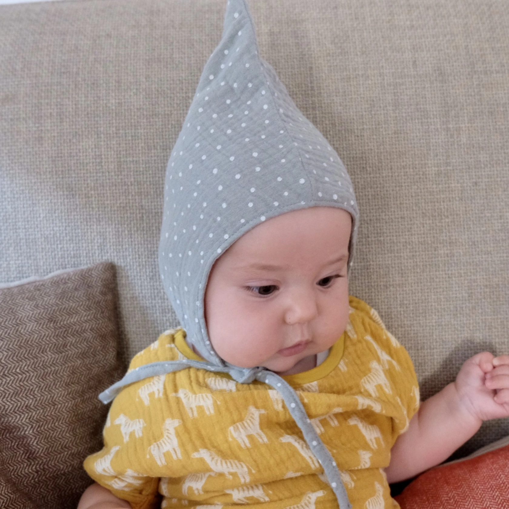 Pixie-Mützen aus Musselin Pixie-Mützen aus Musselin