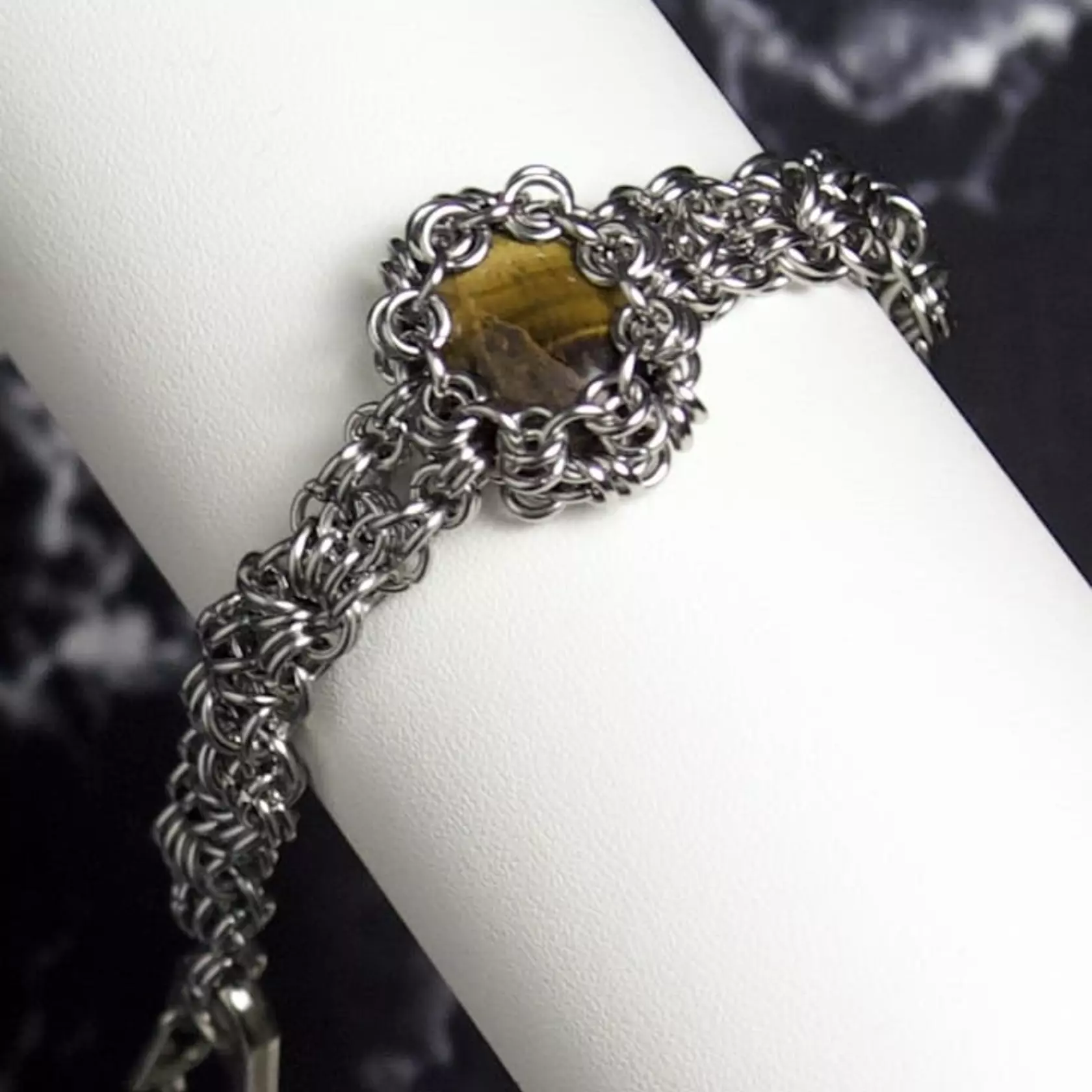 Bracciale con occhio di tigre Bracciale con occhio di tigre
