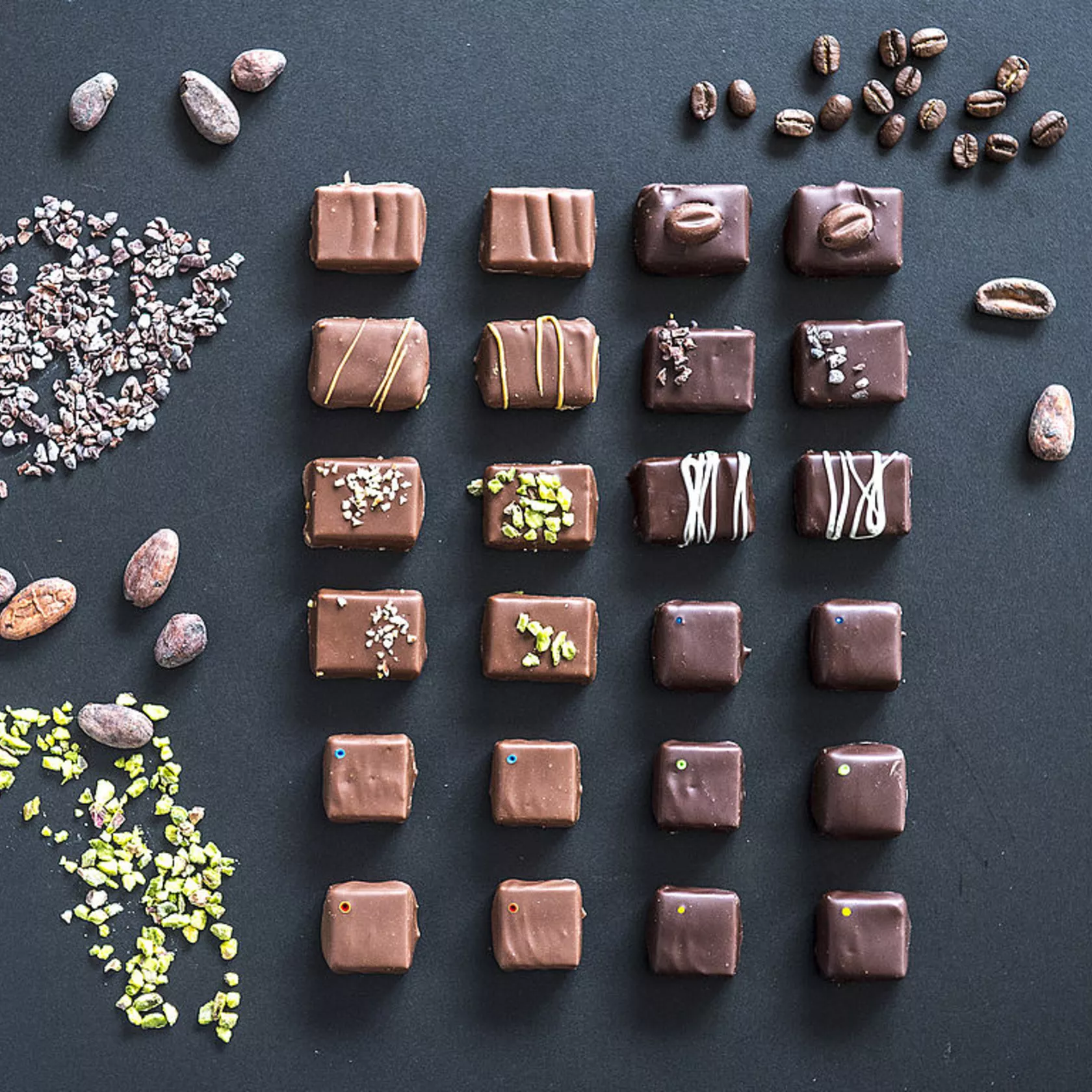 Pralinen Schachtel 300 g mit Verpackung Pralinen Schachtel 300 g mit Verpackung
