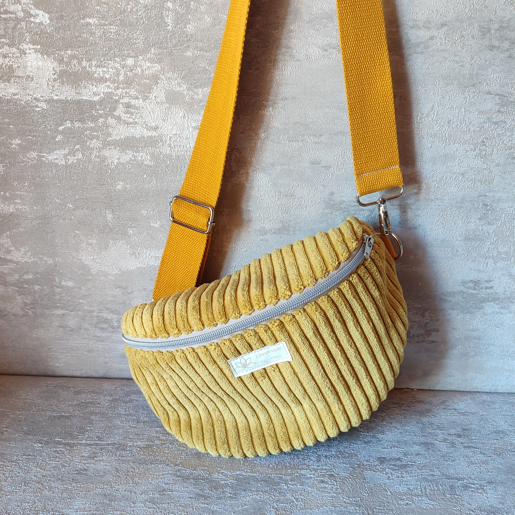 Hipbag gelb Cord M Hipbag gelb Cord M