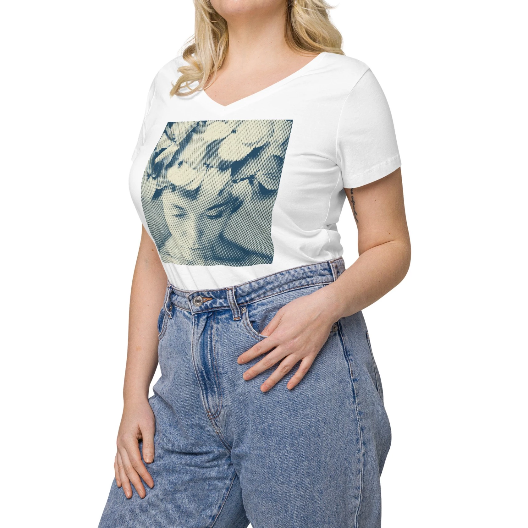 T-shirt per donna con collage T-shirt per donna con collage