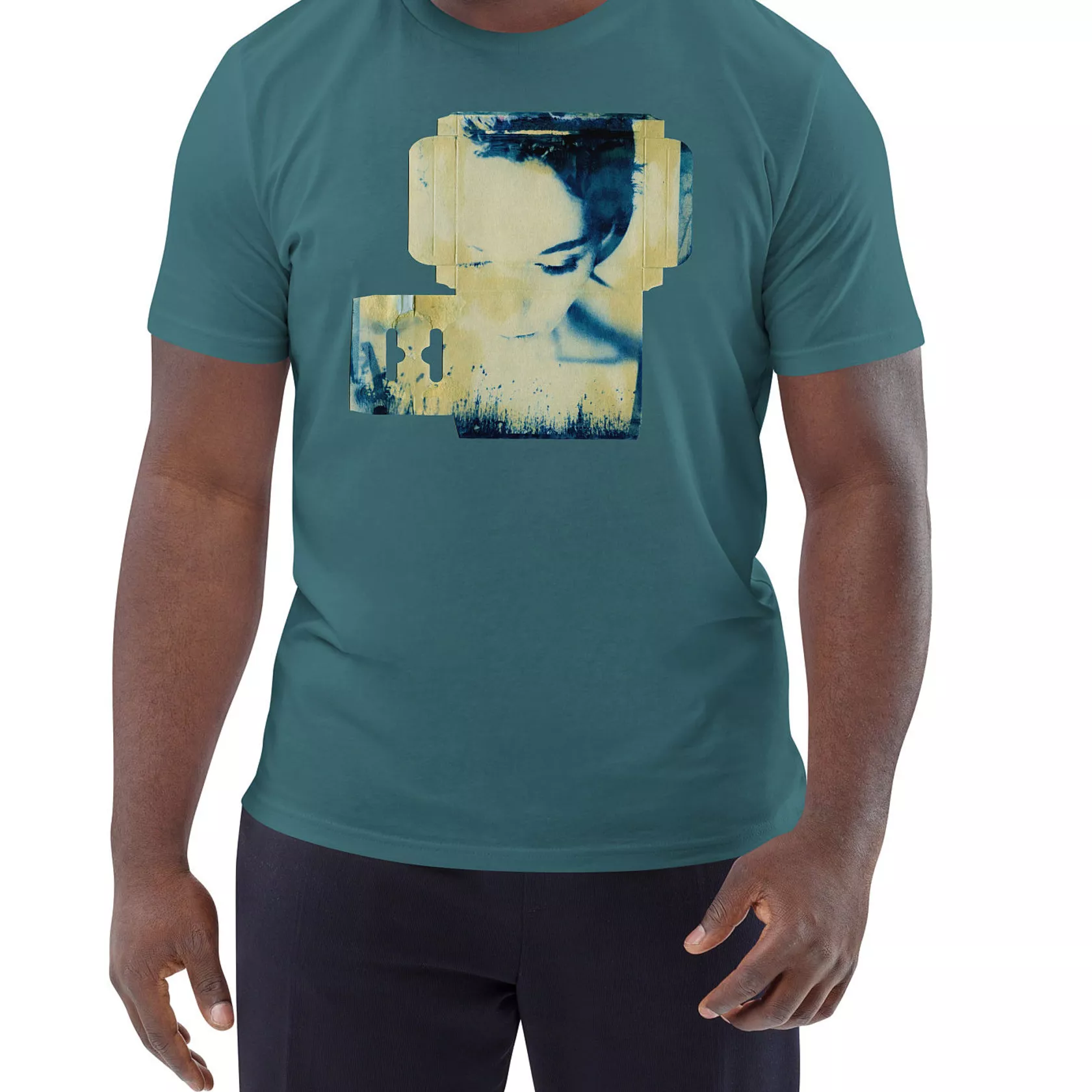 T-shirt mit Fotodruck auf Karton