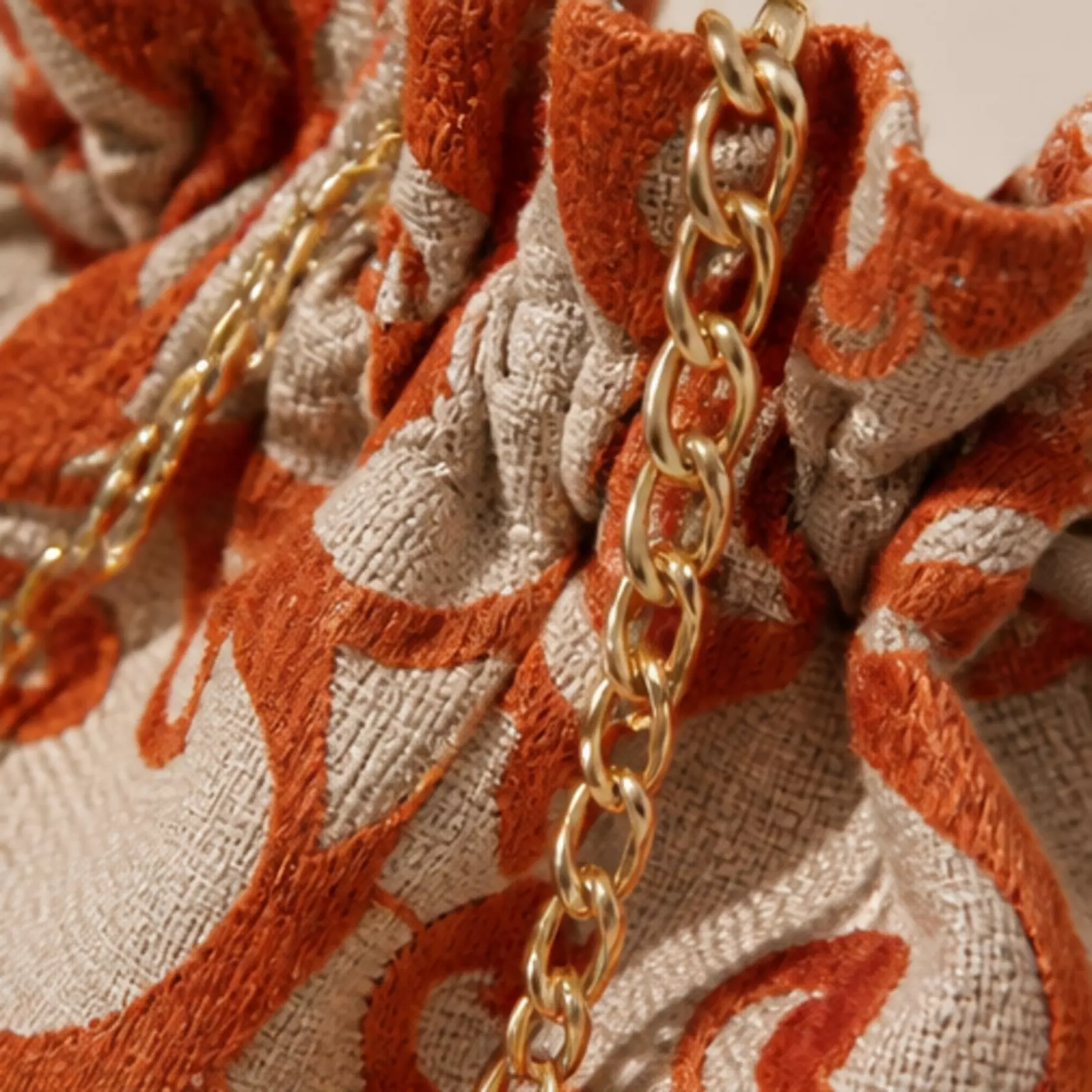 Bucket bag ornamenti Bucket bag ornamenti